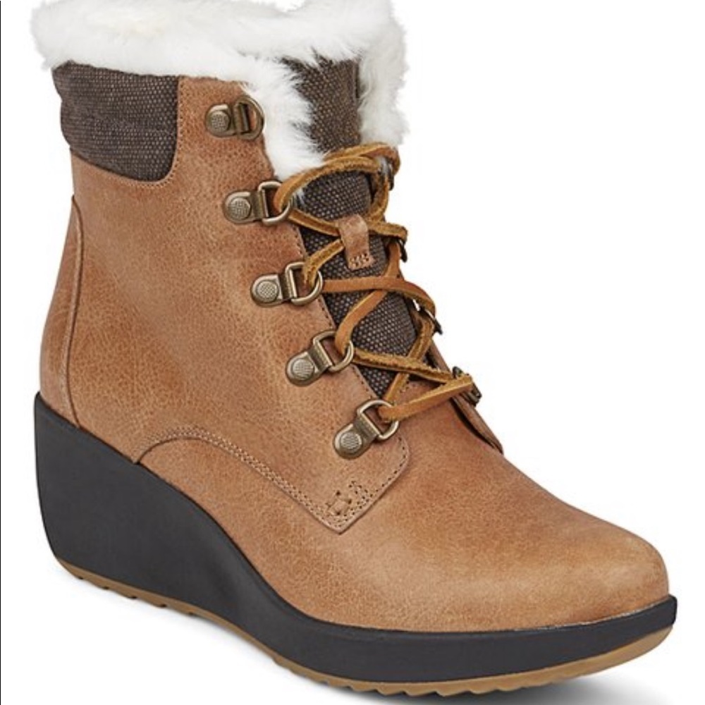 🎄Sperry Wedge Boots